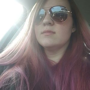 Meet your Posher, Allison